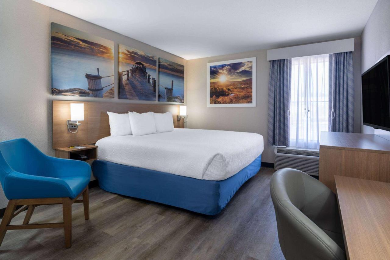 Days Inn & Suites By Wyndham Commerce Extérieur photo